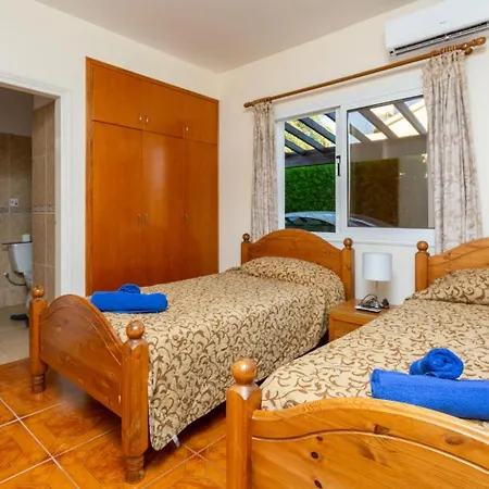 Villa Anastasia Coral Bay