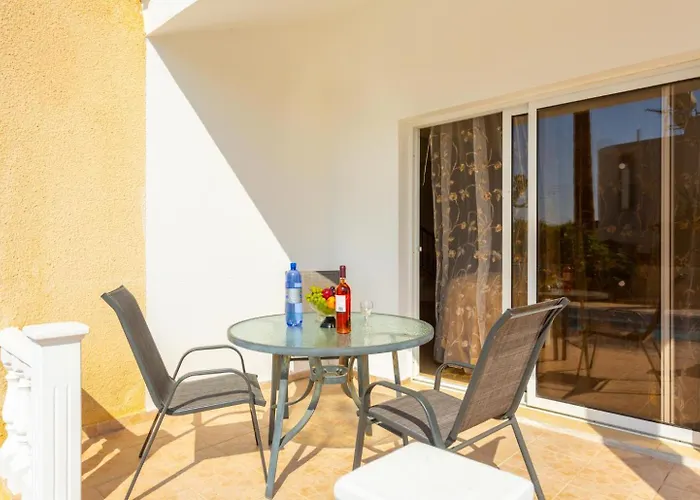 Anastasia * Coral Bay