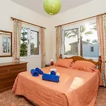 Anastasia Villa
