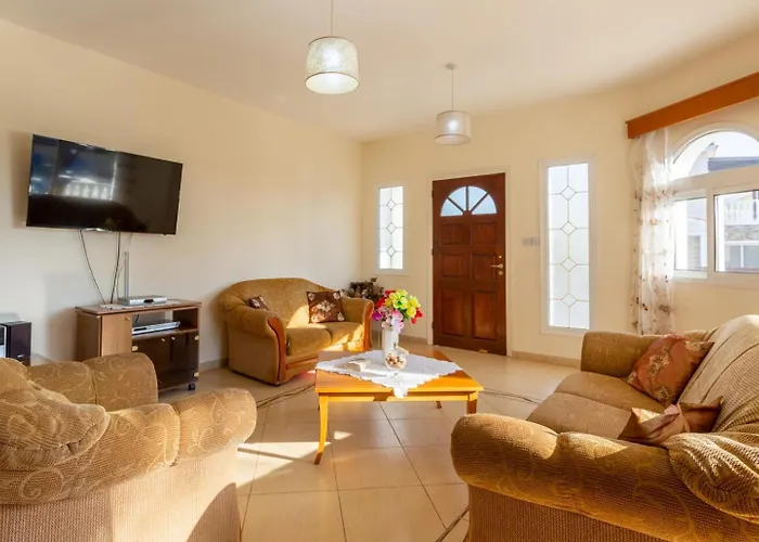 Anastasia * Coral Bay